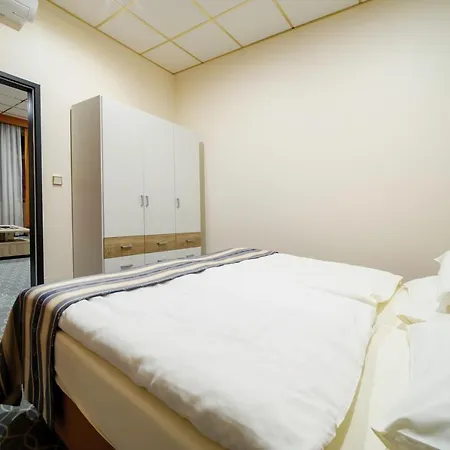 Szálloda Skyhotelgwarna 4*