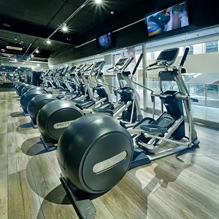 Skyhotelgwarna 4* 웨그니차