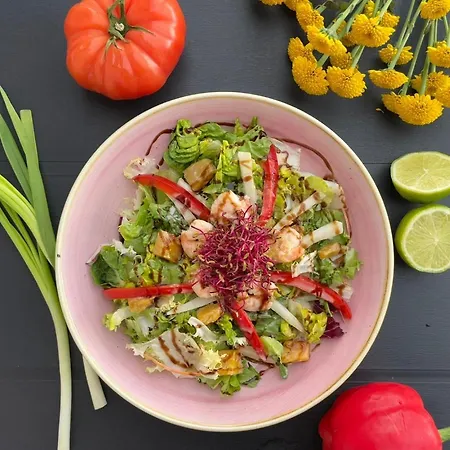 Skyhotelgwarna Hotel