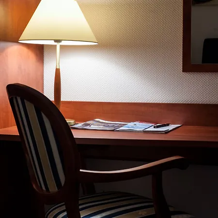 Skyhotelgwarna レグニツァ