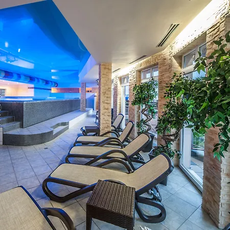 Skyhotelgwarna 4* Legnica