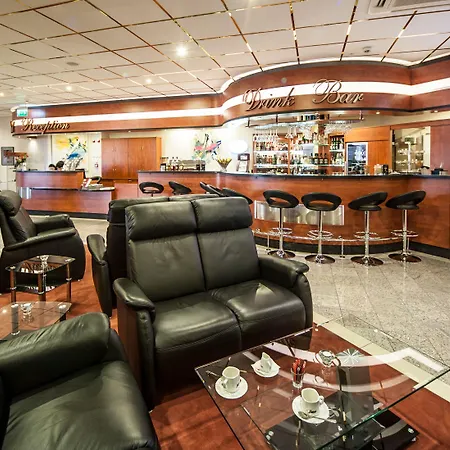 Skyhotelgwarna Hotel 4*