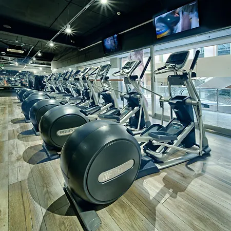 Skyhotelgwarna 4* Legnica