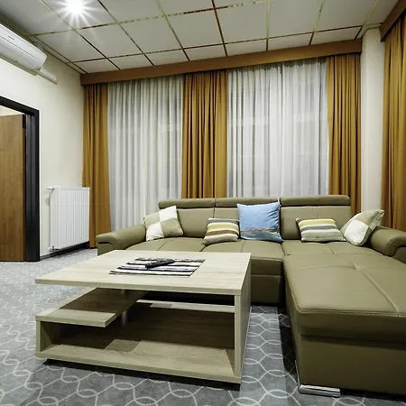 Ξενοδοχείο Skyhotelgwarna