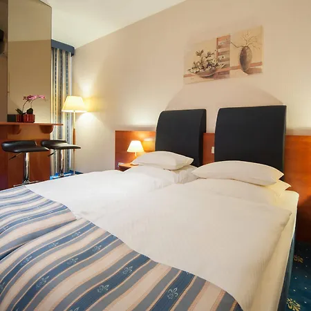 Otel Skyhotelgwarna