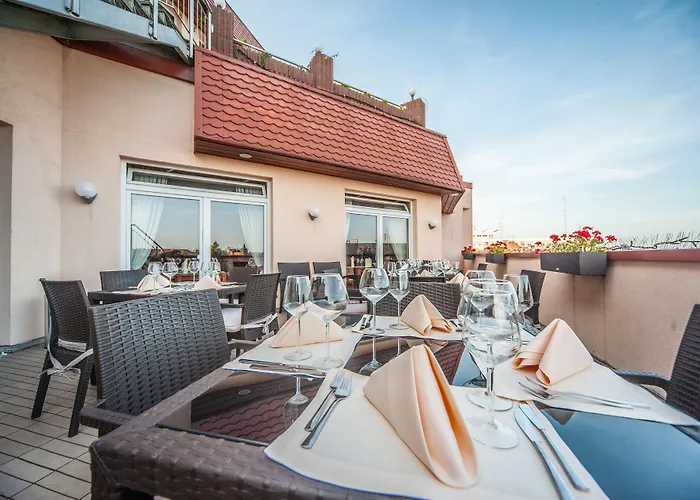 Skyhotelgwarna Hotel