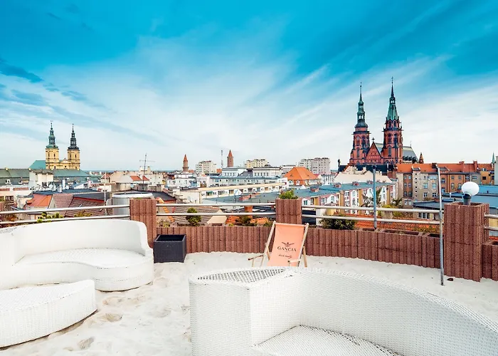 Skyhotelgwarna 4* Legnica